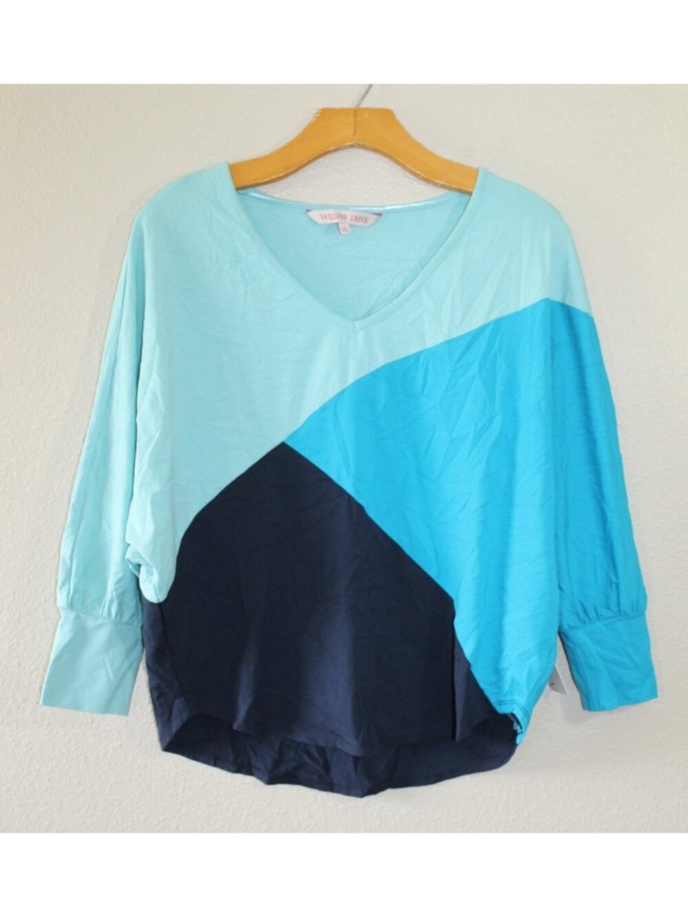 Willow Drive Womens Blue Doleman V Neck Top S NWT
